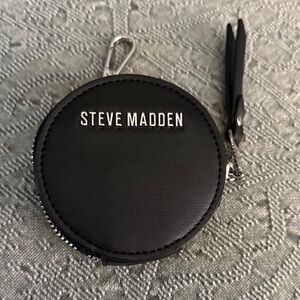 💰💰Bundle 2 for $20 Deal 💰💰 Steve Madden Black Circular Coin Holder NWOT